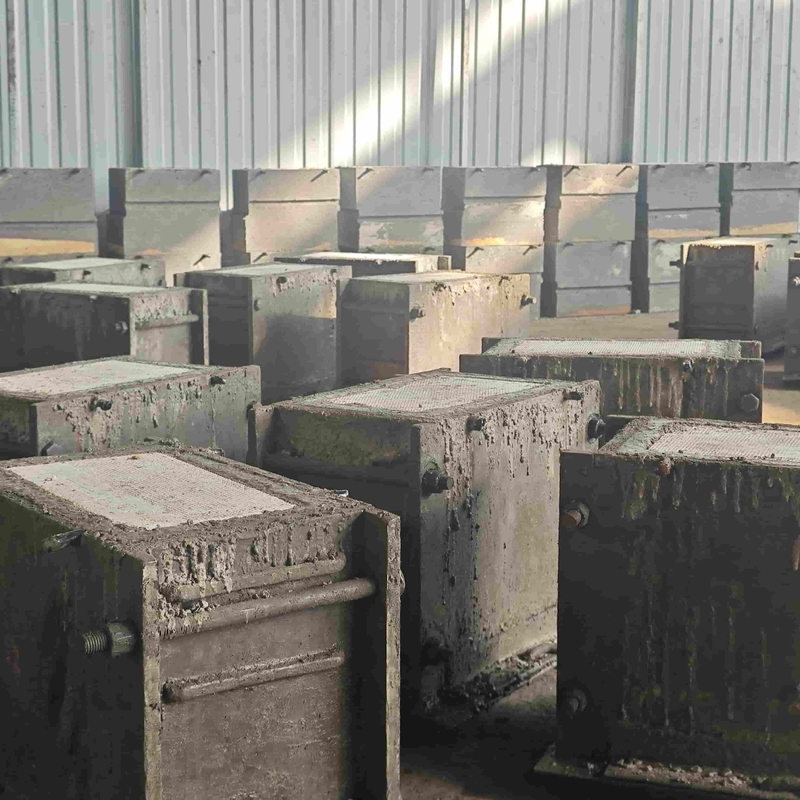Al2O3 Content Above 75% Corundum Mullite Refractory Bricks For High Temperature Resistance Up To 1650C